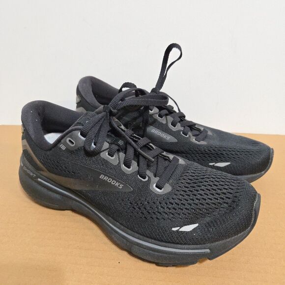 Brooks Ghost 15 Running Shoes Womens 7/38 B Triple Black Ebony Athletic Training - Picture 1 of 8